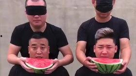 搞笑吃瓜比赛现场,观众笑到肚子疼